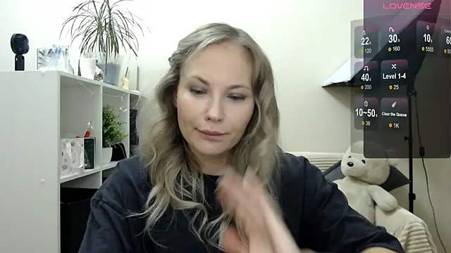 Sunny bunny6 online show from 11/26/25, 04:02