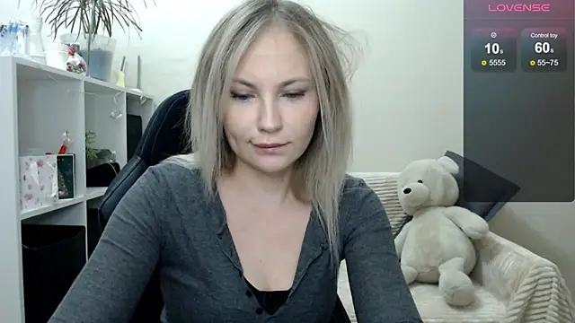 Sunny bunny6 online show from 12/04/25, 04:33