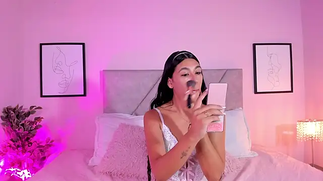 Emilyh  online show from 03/20/26, 11:48