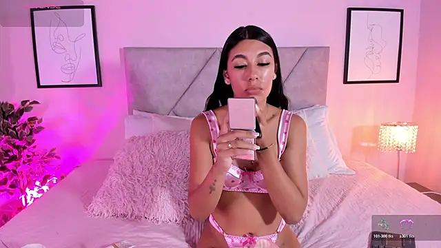 Emilyh  online show from 03/31/26, 12:16