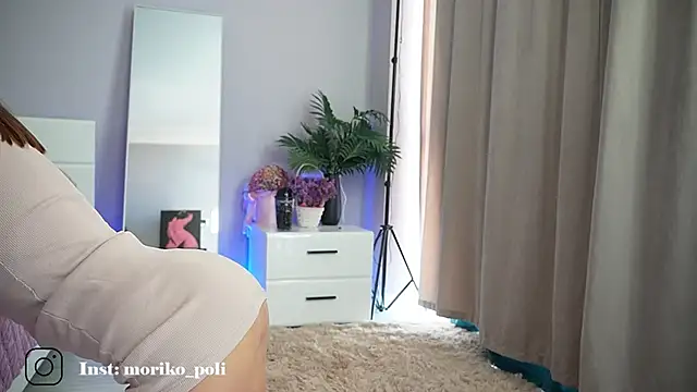 Snapshot of _Moriko_ chatting on 09/11/25, 08:36 Moriko online show from 09/11/25, 08:36