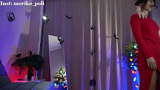 Snapshot of _Moriko_ chatting on 10/31/25, 04:52 Moriko online show from 10/31/25, 04:52