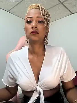 Amaliu  online show from 01/06/26, 02:10