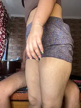 Snapshot of STEP_SISTER1 chatting on 10/31/25, 09:21 STEP SISTER1 online show from 10/31/25, 09:21