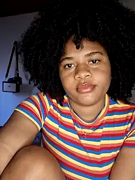 Snapshot of DANIELA_MICHEL chatting on 01/26/25, 10:13 DANIELA MICHEL online show from 01/26/25, 10:13