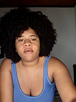 Snapshot of DANIELA_MICHEL chatting on 02/07/25, 12:20 DANIELA MICHEL online show from 02/07/25, 12:20