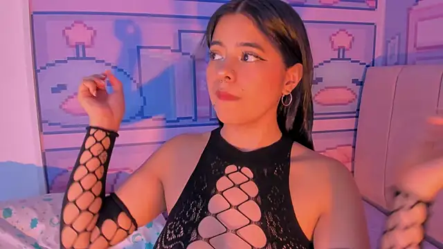  18alice online show from 12/15/24, 03:02