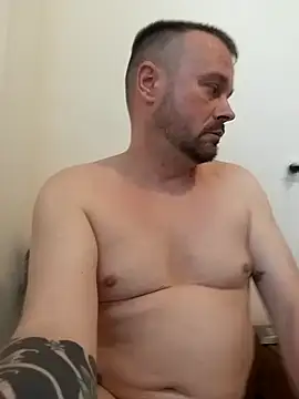 mikaaaaase online show from 04/26/26, 05:43