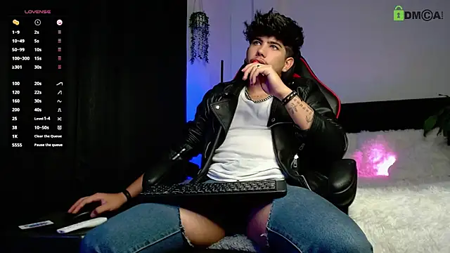 LyleBennett  online show from 09/13/25, 12:49