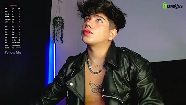 LyleBennett  online show from 10/02/25, 01:07