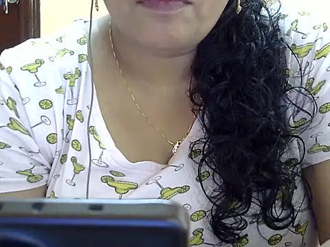 Riya riyaa online show from 09/14/25, 06:12