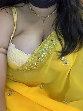 Snapshot of Doodhwaali chatting on 01/27/25, 08:28 Doodhwaali online show from 01/27/25, 08:28