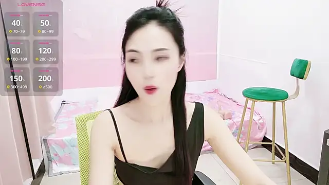 Snapshot of Mimiki-oo chatting on 03/19/25, 08:12 Mimiki-oo online show from 03/19/25, 08:12