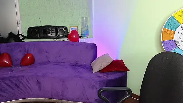 Nika Kitten online show from 02/12/25, 03:38