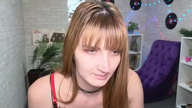 Nika Kitten online show from 03/06/25, 09:09