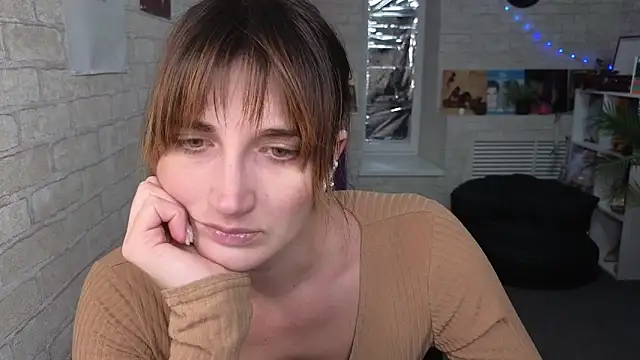 Nika Kitten online show from 02/04/26, 10:32