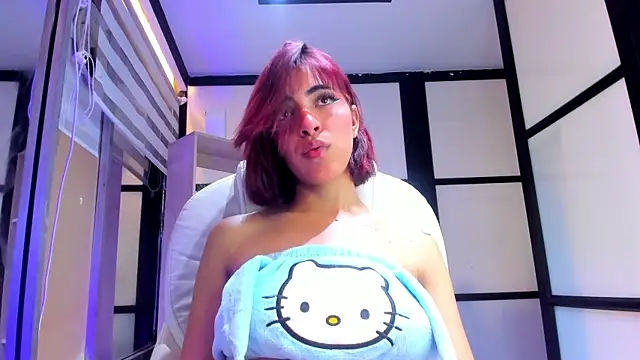 AlliceRosero online show from 12/05/24, 08:33