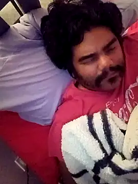 Snapshot of Brickstash chatting on 10/04/25, 02:53 Brickstash online show from 10/04/25, 02:53