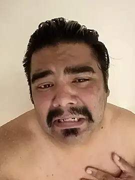 Snapshot of Brickstash chatting on 10/05/25, 04:38 Brickstash online show from 10/05/25, 04:38