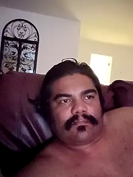 Brickstash online show from 11/26/25, 01:06