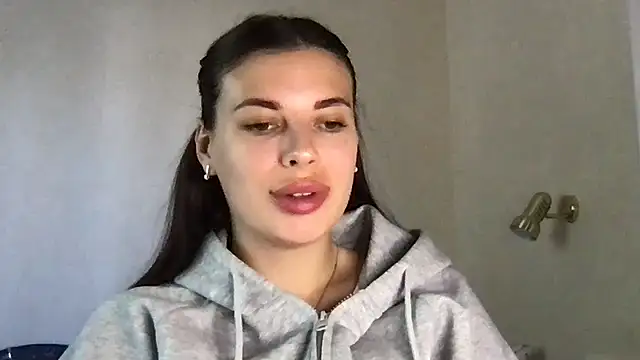 MoonriseGoddess online show from 05/03/26, 10:21