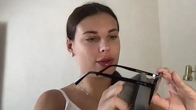 MoonriseGoddess online show from 06/09/26, 08:37