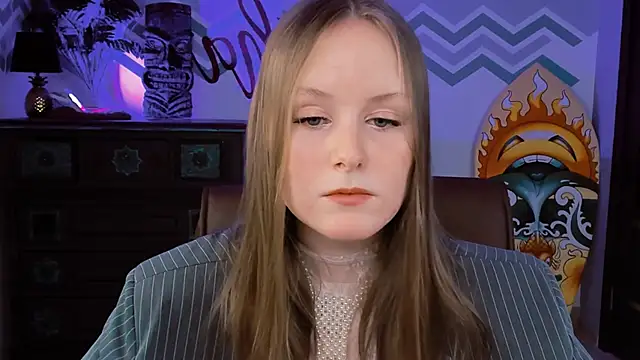 VivienLeeigh online show from 02/22/25, 12:19