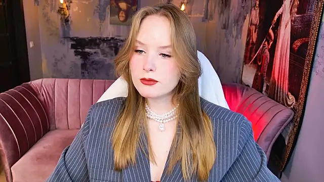 Snapshot of VivienLeeigh chatting on 05/04/26, 05:25 VivienLeeigh online show from 05/04/26, 05:25