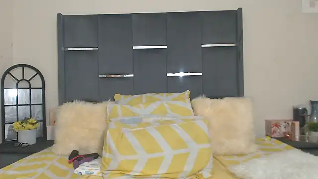 LaCaramellaChocolatia online show from 01/08/26, 01:08