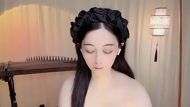 Snapshot of Tian-xin-999 chatting on 07/14/26, 09:58 Tian-xin-999 online show from 07/14/26, 09:58