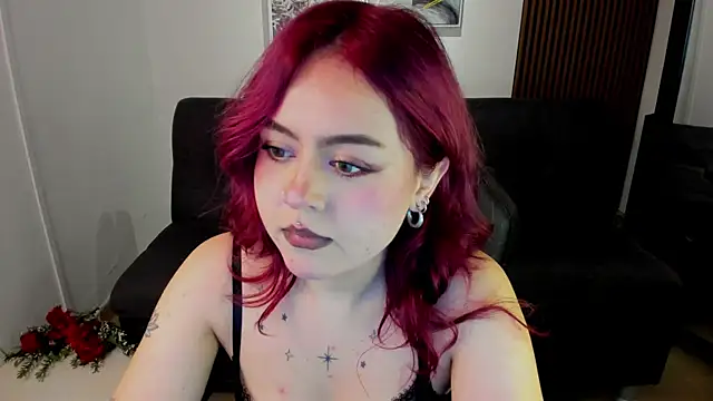 crimson tati  online show from 09/18/25, 03:41