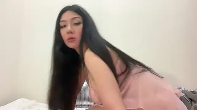 Snapshot of MissRegina chatting on 02/25/25, 03:49 MissRegina online show from 02/25/25, 03:49