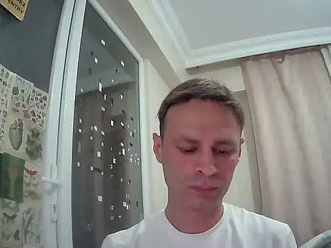 Snapshot of istanbul_32xx chatting on 05/16/26, 06:07 istanbul 32xx online show from 05/16/26, 06:07
