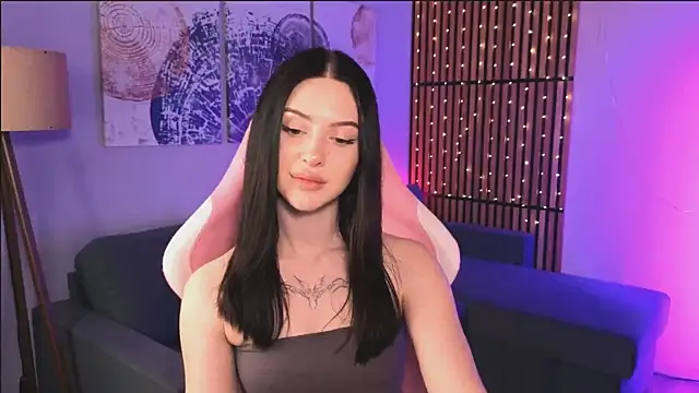 Snapshot of StellaryShy chatting on 01/15/25, 03:29 StellaryShy online show from 01/15/25, 03:29