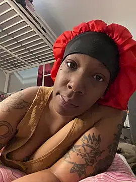 MsSapPhire500 online show from 12/22/25, 03:47