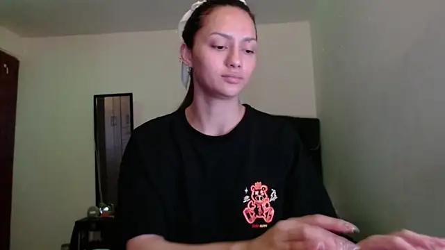 holy juli online show from 07/01/26, 04:03
