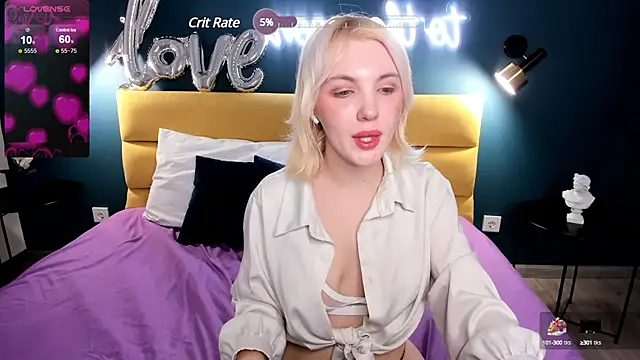 Fluffy Monica online show from 03/11/25, 03:59