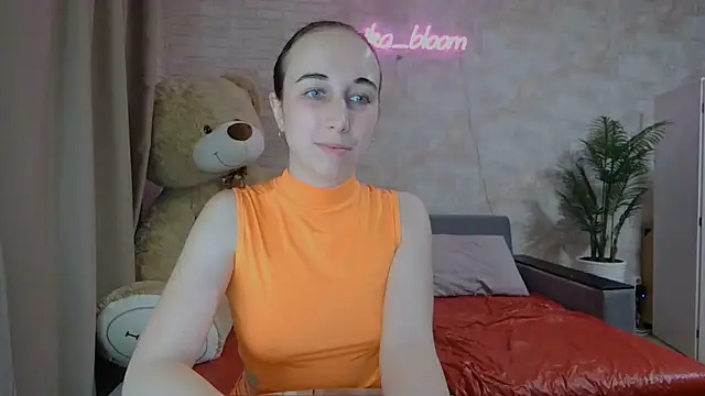 Anika bloom online show from 03/10/25, 11:38