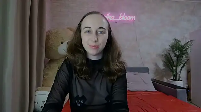 Anika bloom online show from 03/15/25, 03:51