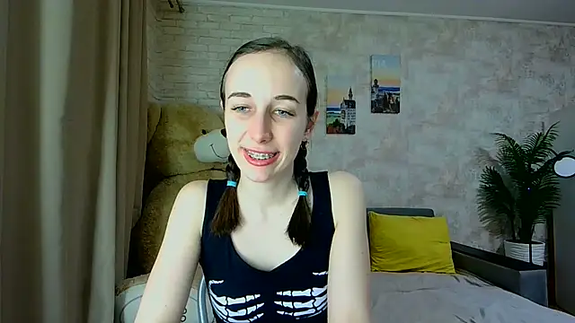 Anika bloom online show from 02/12/26, 06:47