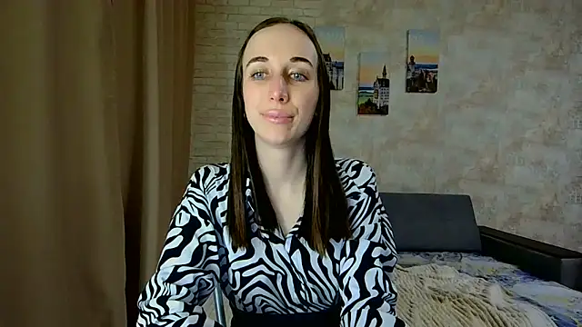 Anika bloom online show from 04/08/26, 08:53