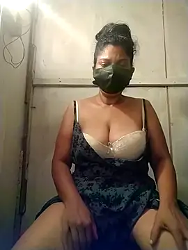 Snapshot of SL-WASI chatting on 03/10/25, 01:12 SL-WASI online show from 03/10/25, 01:12