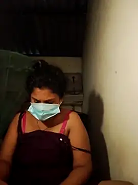 Snapshot of SL-WASI chatting on 11/10/25, 04:44 SL-WASI online show from 11/10/25, 04:44