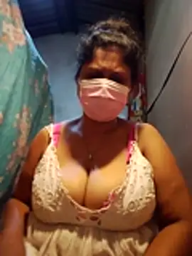 Snapshot of SL-WASI chatting on 11/30/25, 07:29 SL-WASI online show from 11/30/25, 07:29