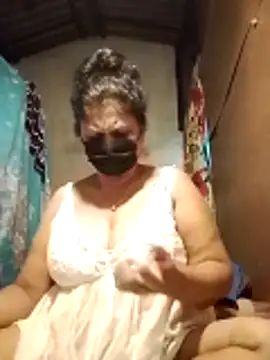 Snapshot of SL-WASI chatting on 12/16/25, 04:34 SL-WASI online show from 12/16/25, 04:34