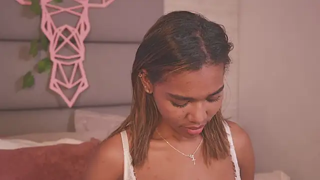 Lily Miiller online show from 11/27/25, 09:39