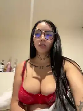 Snapshot of Nickiiiii chatting on 03/16/25, 06:31 Nickiiiii online show from 03/16/25, 06:31