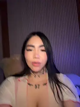 Nickiiiii online show from 02/15/26, 04:20