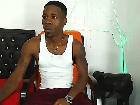 Snapshot of Damian_hart_24CM chatting on 11/27/25, 01:18 Damian hart 24CM online show from 11/27/25, 01:18