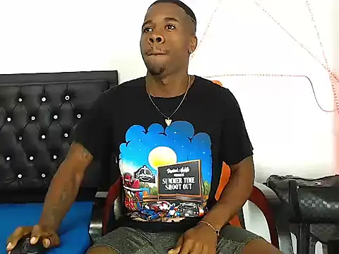 Snapshot of Damian_hart_24CM chatting on 01/11/26, 10:53 Damian hart 24CM online show from 01/11/26, 10:53